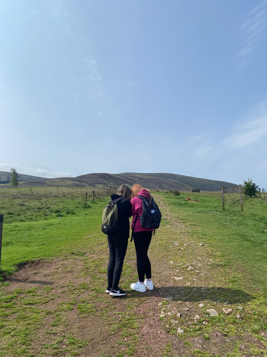 YFCLPathfinders's tweet photo. Tinto Hill today in the sunshine ☀️
Thanks to @StAndrewHospice for allowing us to take part with you all once again.
Cathkin young people really pushed themselves and encouraged each other🫶🏼
@CathkinHigh @mcrpathways #partnershipworking #SLC @SLCDirectorofEd #itsCLD https://t.co/0V6LQ4Apro