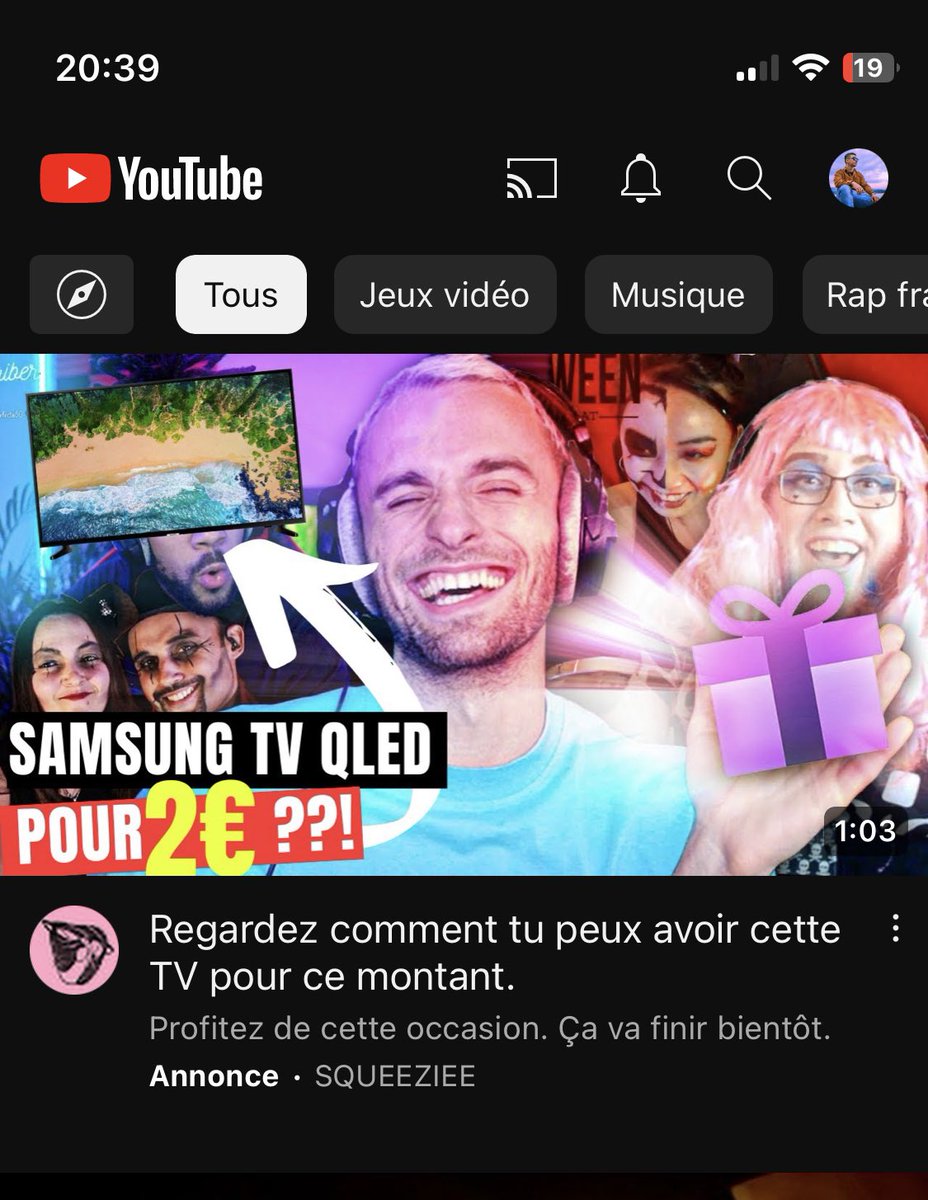 MartialUnk's tweet image. Yo @xSqueeZie t’es au courant qu’on se sert de ton image pour une pub de produits fake ? Je pose ça là 😉