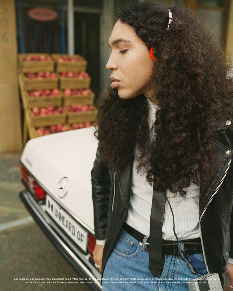 MercedesBenzMx's tweet image. #UNHEARDOF: Calidad y claridad sin igual. En el pasado, Dolby mejoró la calidad del sonido con su sistema de reducción de ruido Dolby. Ahora con Dolby Atmos® en tu #MercedesBenz la calidad de la música  alcanza un nivel superior. mb4.me/dolby-atmos
 #DolbyAtmos #Casete #W123