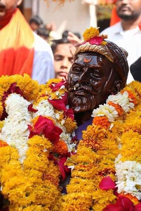 एकच धून साहा ६ जून साहा जून ६ जून 
रायगड आपल्या हांक्काचा नाही कोणाच्या बापाचा 
शिवराज्यभिषेक सोहळा 🚩🚩

चलो रायगड चलो रायगड चलो राजगड
<a href="/YuvrajSambhaji/">Sambhaji Chhatrapati</a>