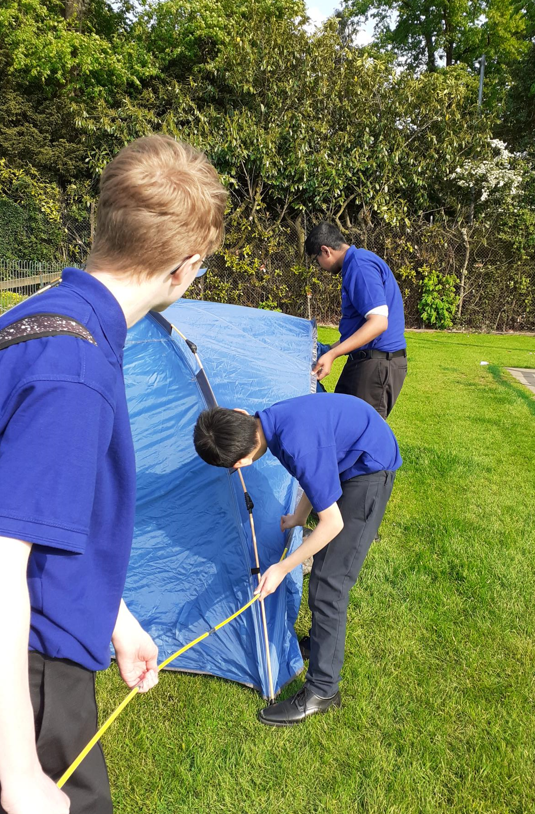 CadetsWMP's tweet photo. Getting D of E Ready! #3BE @qb_sch @CadetsWMP have had a great time practising putting up #Tents    @CSuptMatShaer 👏👮‍♀️👮‍♂️👏⛺️🏕️ https://t.co/acQk3YF4Q9