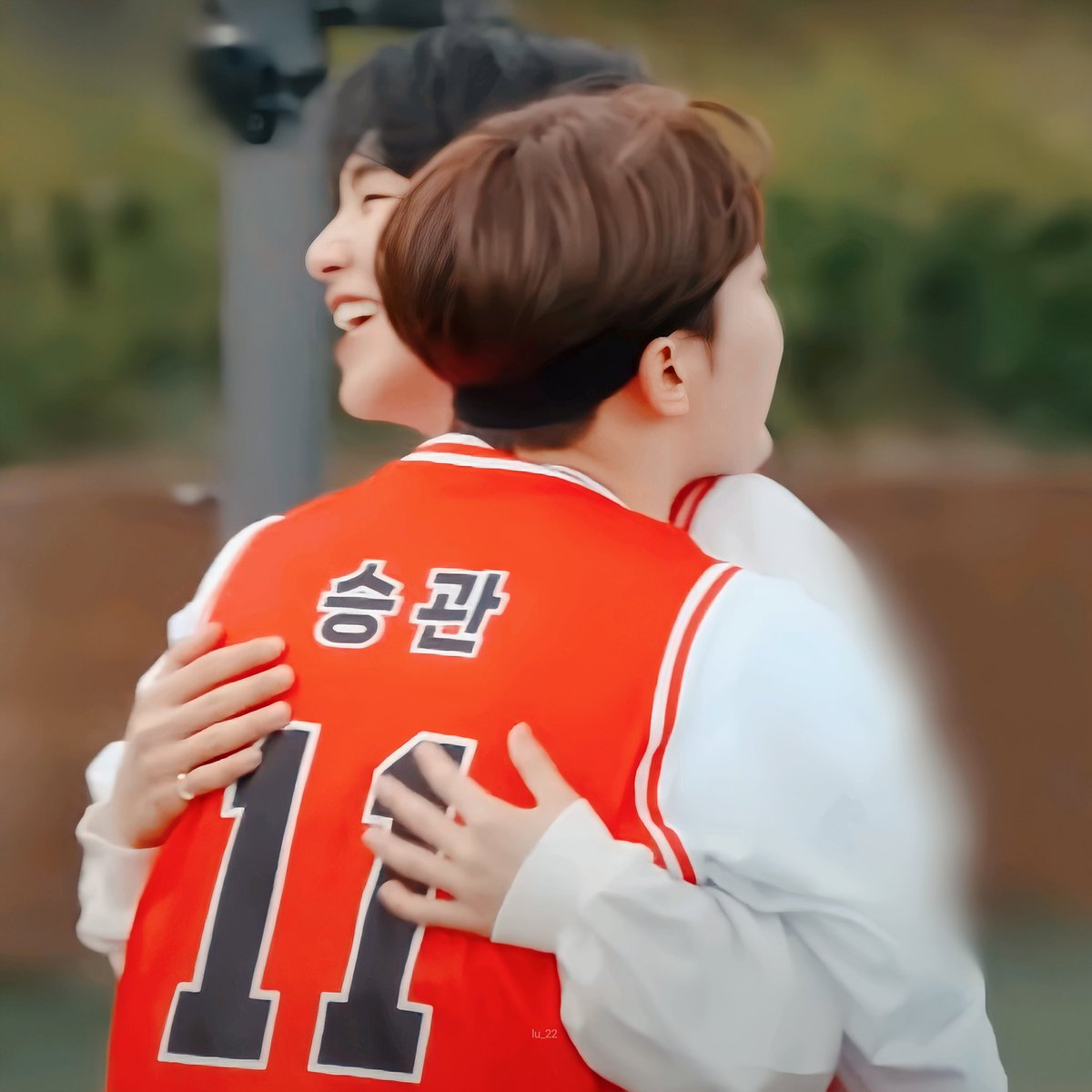 lu_22_carat's tweet photo. HQ pics
SVT on Fifteen nights on a business trip
SVT ร ์ถ์ฅ ์ญ์ค์ผ2
#์ธ๋ธํด #์ถ์ฅ์ญ์ค์ผ2 #SEVENTEEN #HOSHI #SEUNGKWAN #soonboo #soonkwan
Weverse: https://t.co/E3Vb6n5y1d https://t.co/VpKw3qehY5