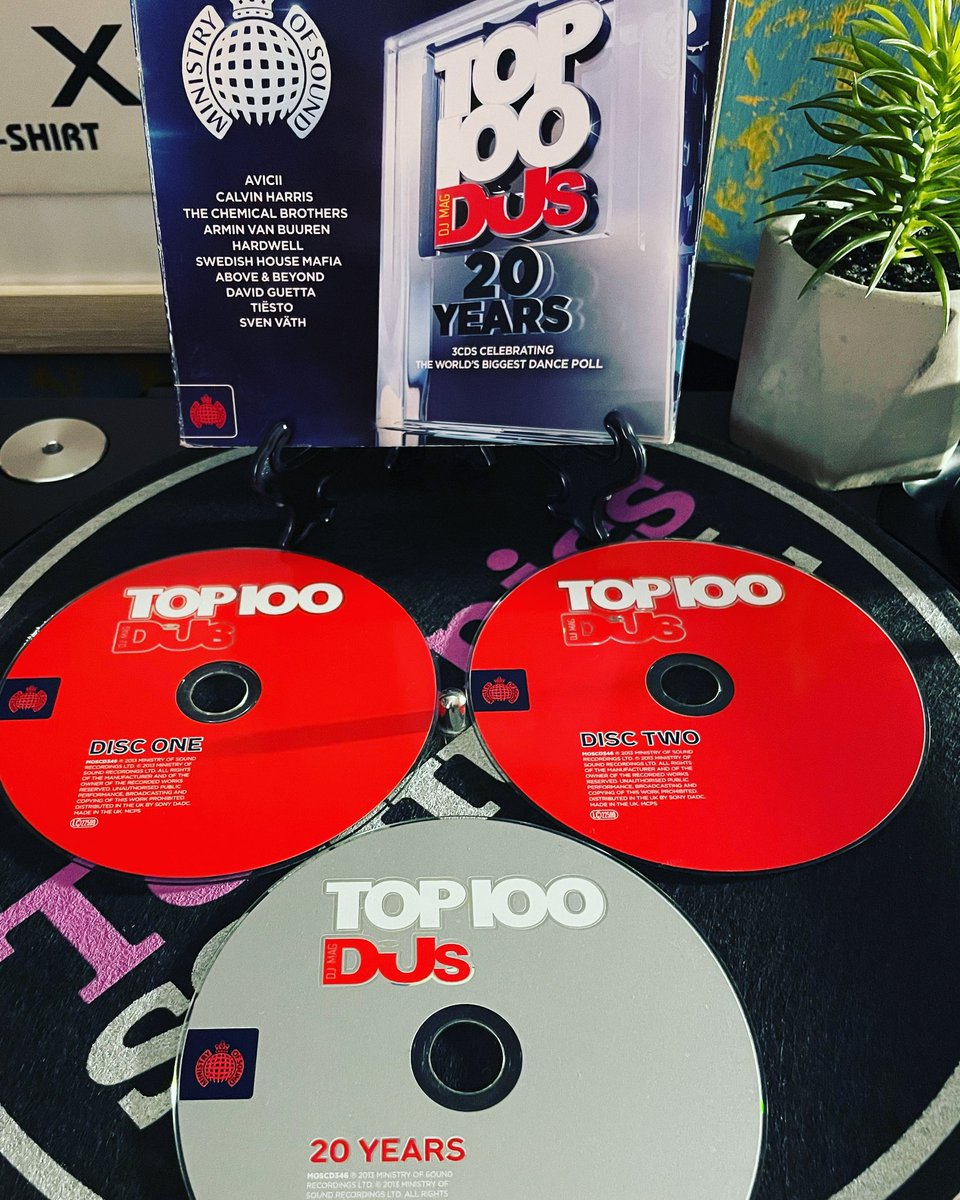 marinoanselmo's tweet photo. Compilation… DJ Mag “Top 100 DJs 20 years“ #compilation #compilations #inthehouse #housemusic #deephouse #techno #technomusic #djmag #djmagtop100 #housemusicalllifelong #housemusicallnightlong #cd #cdcollection #cdcollector #cdlover #cdlovers #cdpassion #musiccollection https://t.co/09f1NAoUet