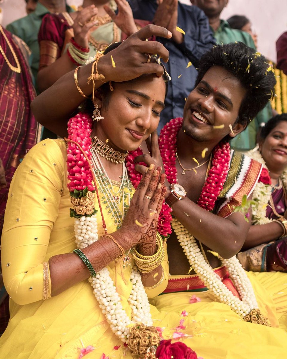 NowMediaTamil's tweet photo. கனா காணும் காலங்கள்.. @raja_vetri_prabhu_ &amp; @deepika_v__ Jodi🥰✨  #nowmediatamil #reelsinstagram #rajavetriprabhu #deepikarajavetriprabhu #reels #vijaytvserial #kanakalumkalangal #reels https://t.co/jIzpMIc6Ok