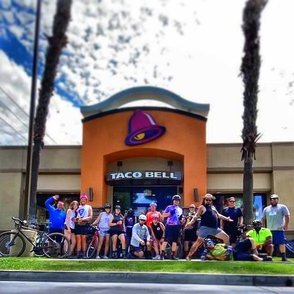 Another bad decision for the books 
-Taco Bell Century Ride 
📷- @particularly_particular 
.
.
#bikecommute #thingsisawonmybike #outsideisfree #optoutside #lifebehindbars #grizzlycycles661 #gc_adventureteam #putitinthedïrt #gravelride #bakersfieldbybike … instagr.am/p/Csjgm_Uv7PW/