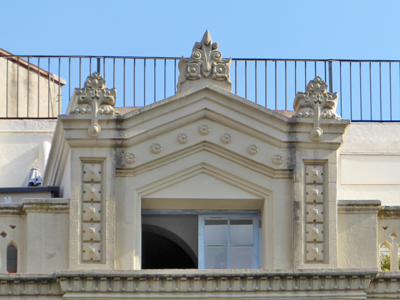 Ausiàs March - Passeig de St Joan #Barcelona #eixample #xamfra #chaflan #chamfer #bcn #barna #urbanism #citymakers #urbanexplorer #barcelonamoltmes #Barcelone #architecture #arquitectura