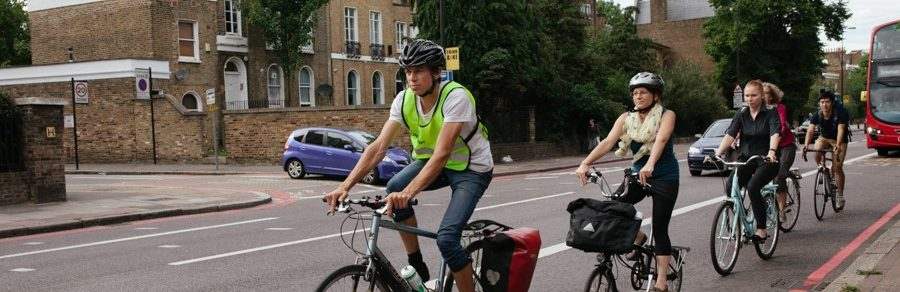 🚴‍♂️🚴 Group cycles to the #LambethCountryShow

Led by <a href="/CycleConfident/">Cycle Confident</a>. 2 locations to choose as your starting point: Streatham Common Rookery or Archbishop's Park with <a href="/LBLActiveTravel/">Lambeth Council Active Travel Team</a> 

🔗 cycleconfident.com/courses/led-ri…

#⃣ #LCS23 #BrockwellPark #CycleConfident