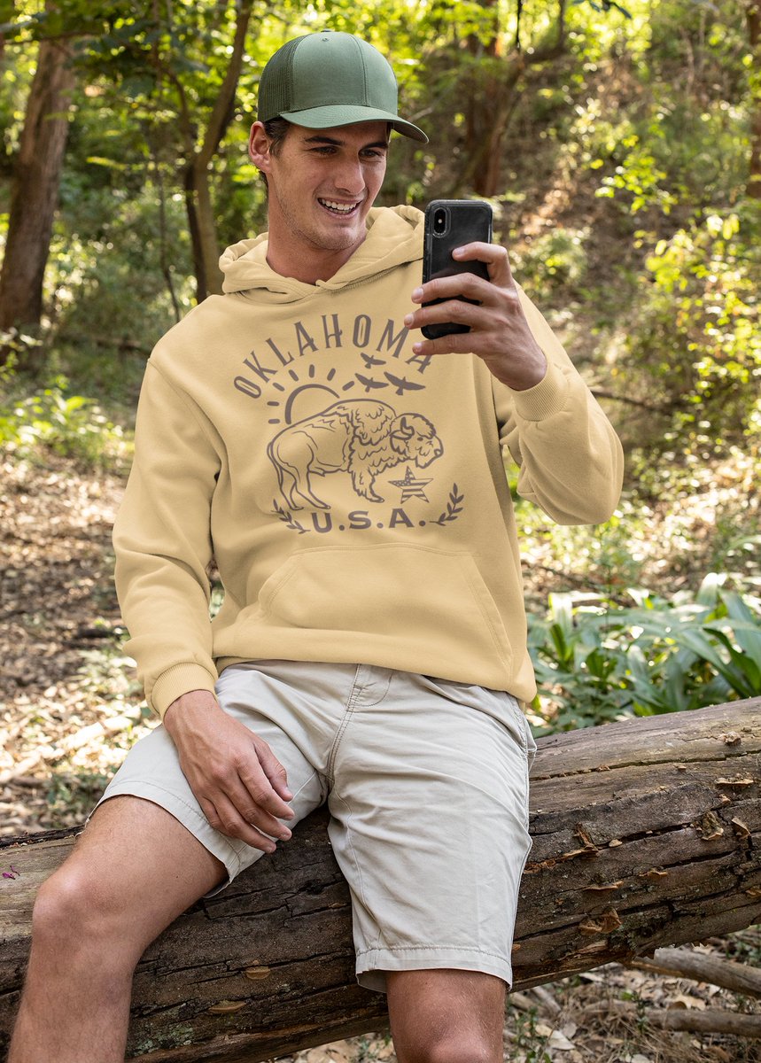 TimelessLocales's tweet image. ON SALE: Just $13 on a tee! In Gold: bit.ly/3OvnDQO In Brown: bit.ly/3WpNPya #Oklahoma #Buffalo #Bison #OklahomaCity #Tulsa #NormanOK #BrokenArrow #EdmondOK #LawtonOK #MooreOK #MidwestCity #Stillwater #EnidOK #Threadless