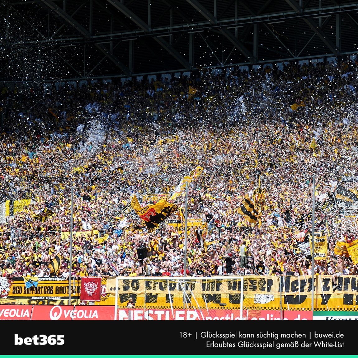 bet365DE's tweet image. ✅ Waldhof Mannheim
🤝 SC Freiburg II
✅ SV Wehen Wiesbaden
✅ FSV Zwickau
❌ SV Meppen

In Meppen lässt Dynamo Dresden nach vier Spielen ohne Niederlage wichtige Punkte im Aufstiegsrennen liegen!

#SVMSGD I #sgd1953