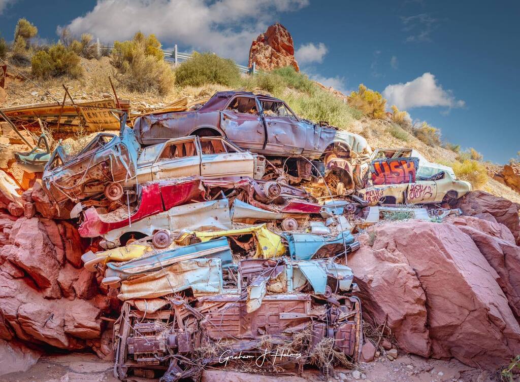 Catstairs Canyon, Utah. This fascinating collection of 60’s cars was used to stabilize a highway. #catstairs #slotcanyons #utah 

.
.
.
.

#canon #canonexploreroflight #canonusa #ShotOnCanon #adventurephotography #travelphotography #adobelightroom  #cali… instagr.am/p/Csjf69NBC-9/