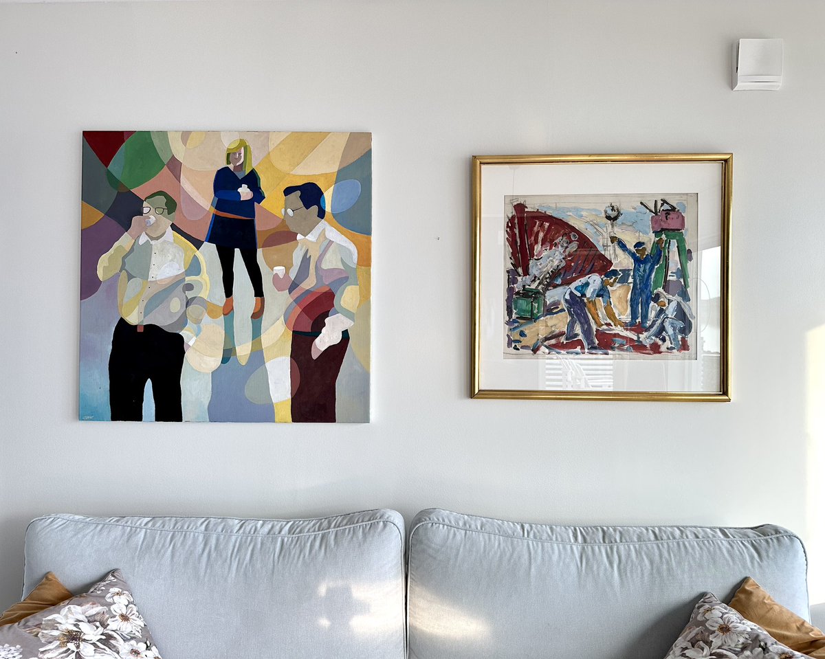 Blev fint med den nya tavlan av Lennart Samor tillsammans med en gouache av Albin Amelin. Man kan tänka sig att det är varvsarbetarna och tjänstemännen på kontoret. 
Den väggen kommer jag titta på ofta. #konst
