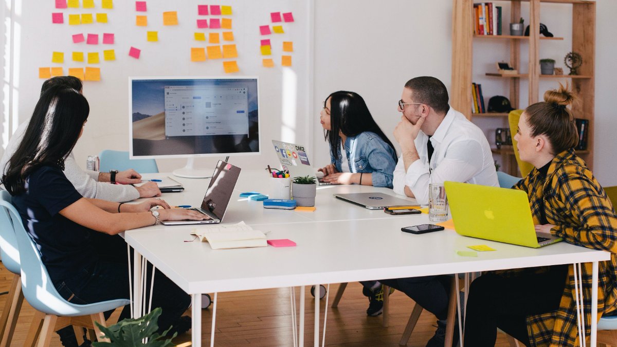 planesdigitales's tweet photo. ¿Sabes por qué deberías contratar una agencia de marketing digital? 📈 

🔹 Realiza una gestión integral
🔹 Su experiencia
🔹 Inversión con buena rentabilidad
🔹 Cuida tu imagen de marca
🔹 Están al tanto de la vanguardia

https://t.co/3G6W8xOVBQ | @mkdirecto https://t.co/wBNL1X7PRG