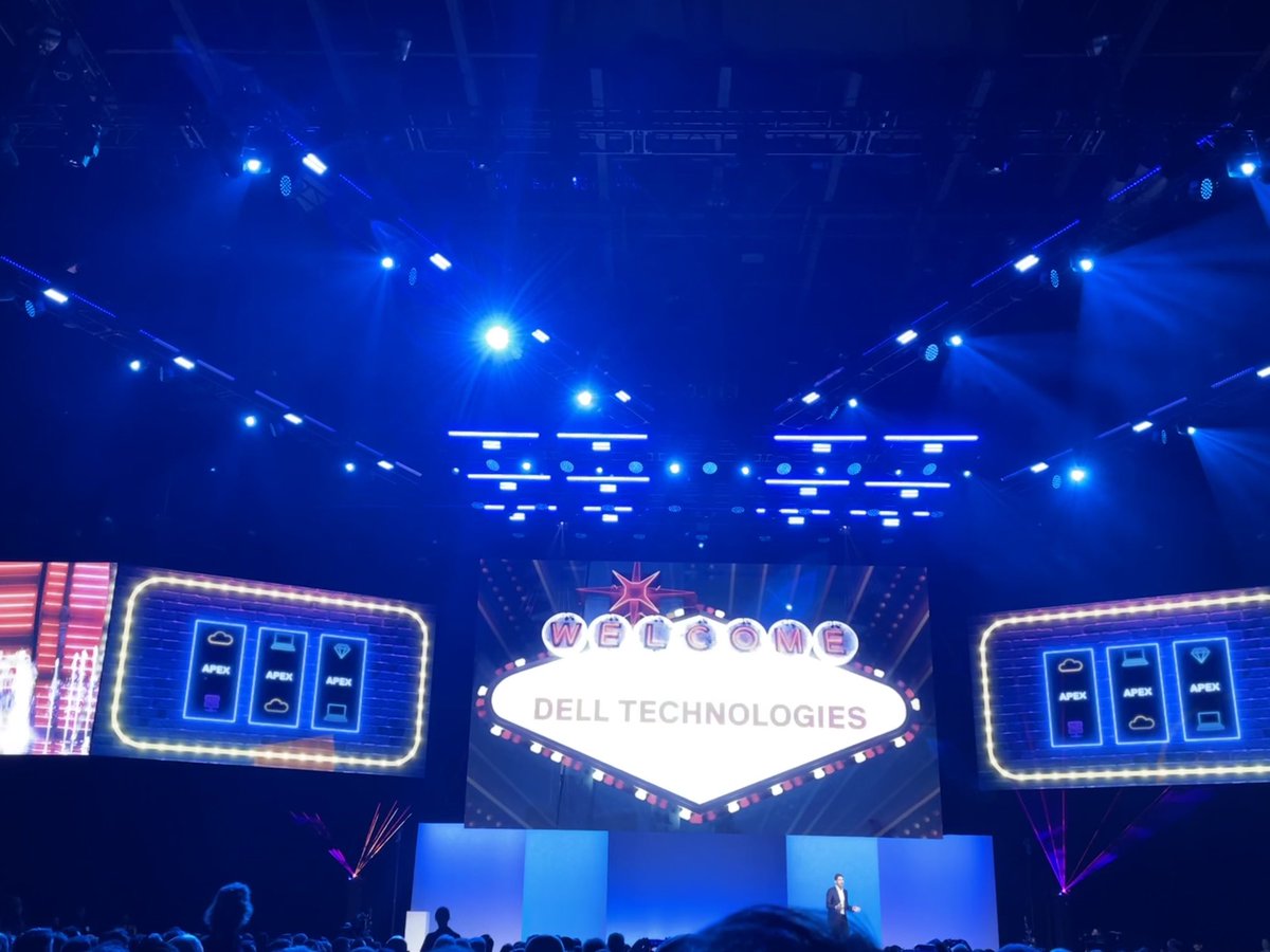 Introducing Dell APEX Cloud Platform for Microsoft Azure bringing Azure Hybrid to Ground #delltechworld #DellAPEX #microsoft #microsoftazure  #keynotes 

Bringing Key Innovations from Dell and Microsoft we have been working on. <a href="/raghuTX/">Raghu Venkataraman</a> <a href="/KennyLowe/">Kenny Lowe</a> <a href="/Evolving_Techie/">Michael Lamia</a>