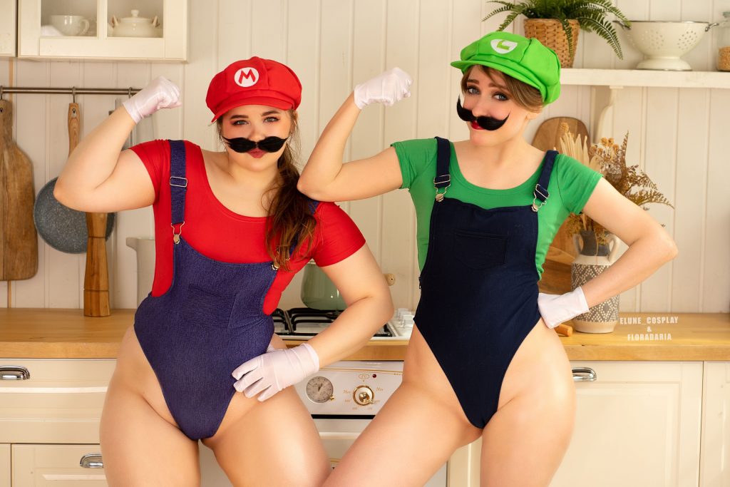 Hot_Game_info's tweet photo. ► Женский косплей (#2098)

Яркий косплей на сестер Mario &amp; Luigi из вселенной Super Mario Bros

• Косплееры: Elune_cosplay, Floradaria

#cosplay #HotGame #Luigi #Mario 

https://t.co/HsRWlfImrC https://t.co/5UojbAxBP4