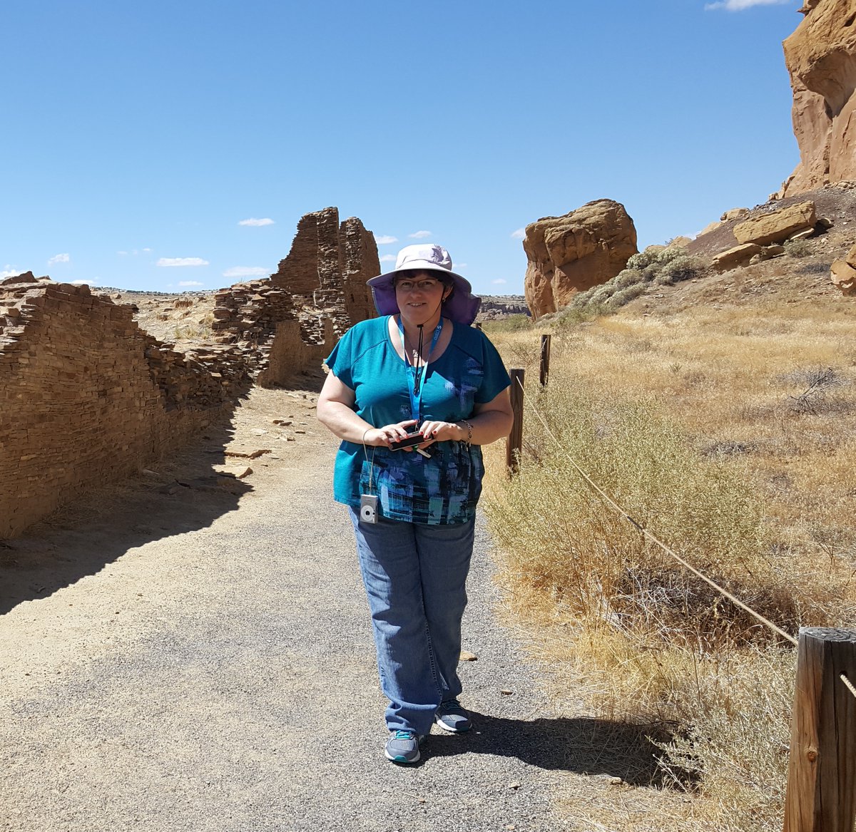 Hi everyone! I have set up a fundraiser for my good friend, Brenda Wagner, who needs a kidney. Transplants r expensive &amp; I want to help her anyway I can. Please share this w/ your friends &amp; social media contacts. Thx! gofundme.com/brenda-needs-a…