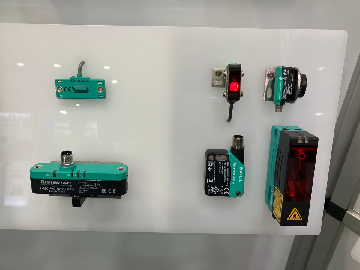 PepperlFuchsUSA's tweet photo. Are you at #AutomateShow? Check out the Pepperl+Fuchs display at @ASInterNA ๐๐ผ๐ผ๐๐ต ๐ฑ๐ด๐ฌ๐ฎ.
- MDR control
- Vibration and ultrasonic sensors
- Node-RED
#AutomationPassion
#ASInterface @AutomateShow https://t.co/w7ig7SO2Hn