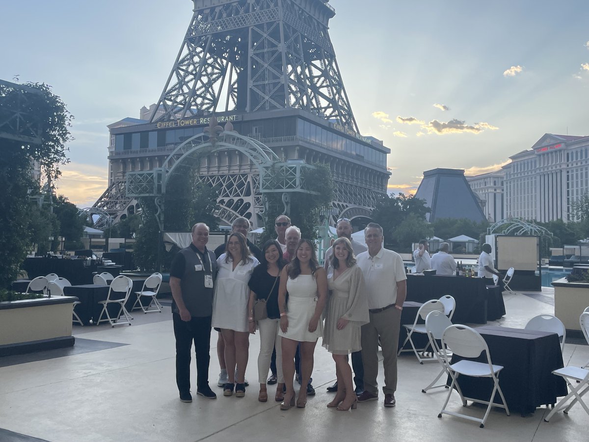 DeaconConstr's tweet image. Team Deacon had a great time kicking off ICSC Vegas at the PNW Professionals event last night! #icscrecon