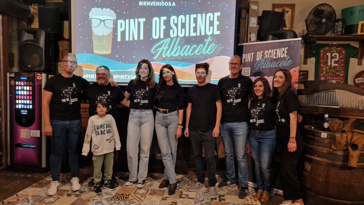 Fran_Jareno's tweet image. Segunda ponencia del día con #CarmenGuillen sobre la represión femenina y sexual en el franquismo.
@pintofscienceES #Pint23ES #Pint23ALB
@UCLMdivulga @uclm_es @ivarea @najera2000 @ana__escribano @CarmenM_Leon @CEstefaniaC