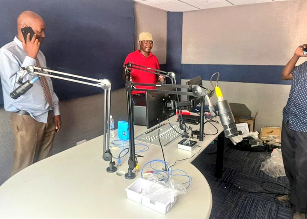 Twasumpuka Community Radio Station in Binga is now on air on FM 99.7

#MatLandinFocus