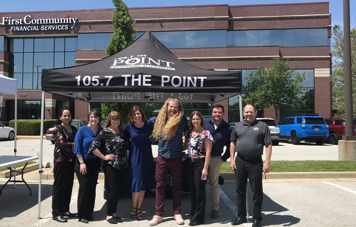 1057thePoint's tweet photo. The first @impactlifeblood Drive of the year is currently underway at @firstcommunity Credit Union Chesterfield with @KingScottRules of The @RizzShow! Thanks to all who have donated! https://t.co/oSYJPyv9sW