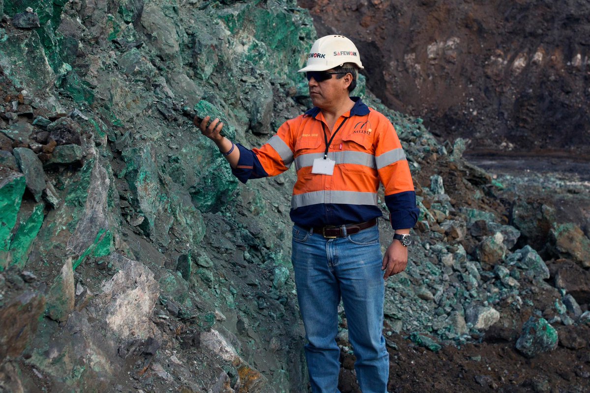 GroupCongo's tweet image. Savez-vous que la majorité des gisements de minéraux bruts au Congo restent inexploités et valent environ 24. Trillion de dollars?

Êtes-vous en quête des paniers d’investissements productifs?
Veuillez nous contacter 
congoinvestmentgroup.com/about-5