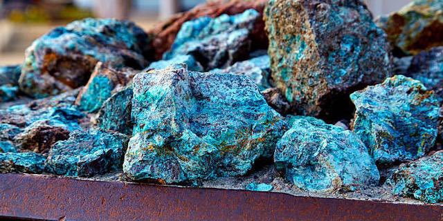 GroupCongo's tweet image. Savez-vous que la majorité des gisements de minéraux bruts au Congo restent inexploités et valent environ 24. Trillion de dollars?

Êtes-vous en quête des paniers d’investissements productifs?
Veuillez nous contacter 
congoinvestmentgroup.com/about-5