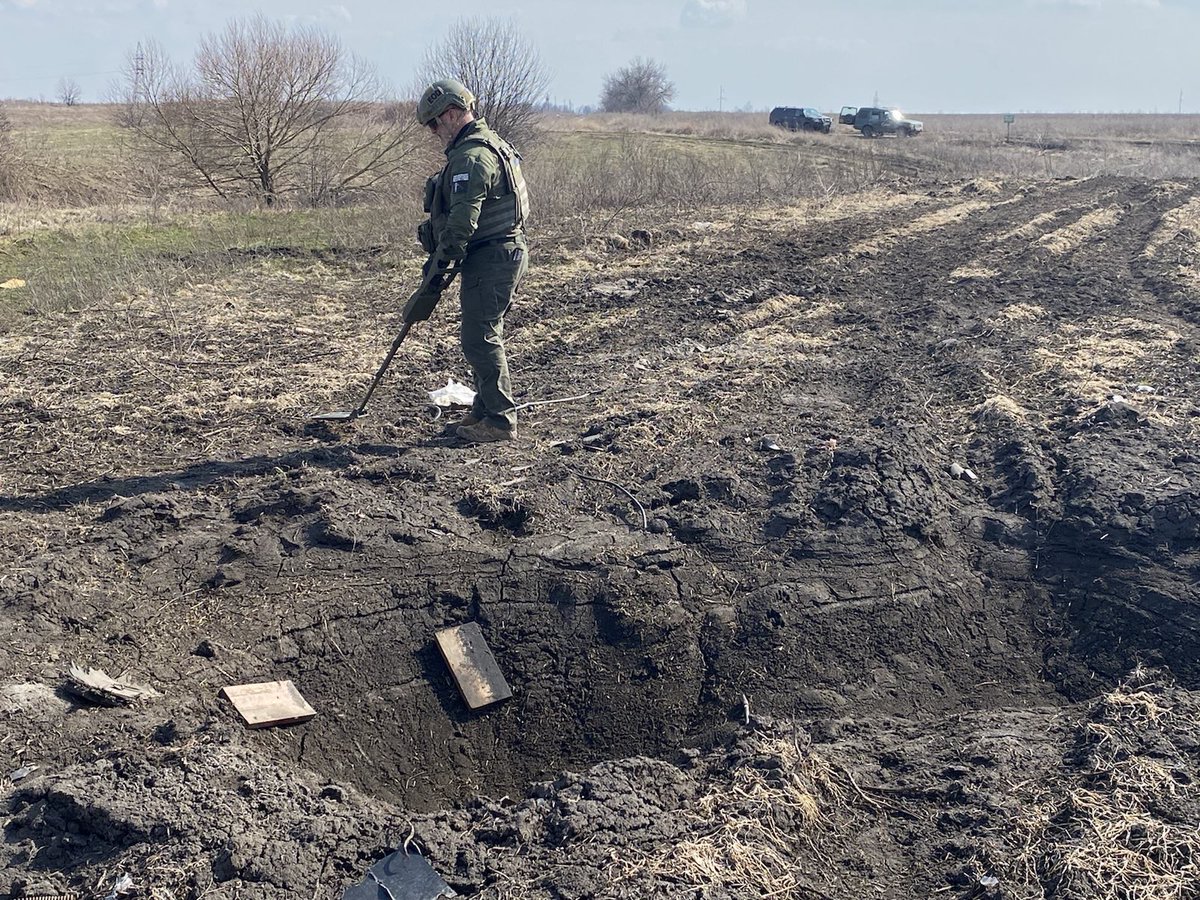 Gia_Santos_'s tweet image. A series of photos I took of @officialSOLI EOD team of deminers in the Kharkiv region March-April 2023. 

#demining #EOD #Kharkiv #UkraineRussiawar