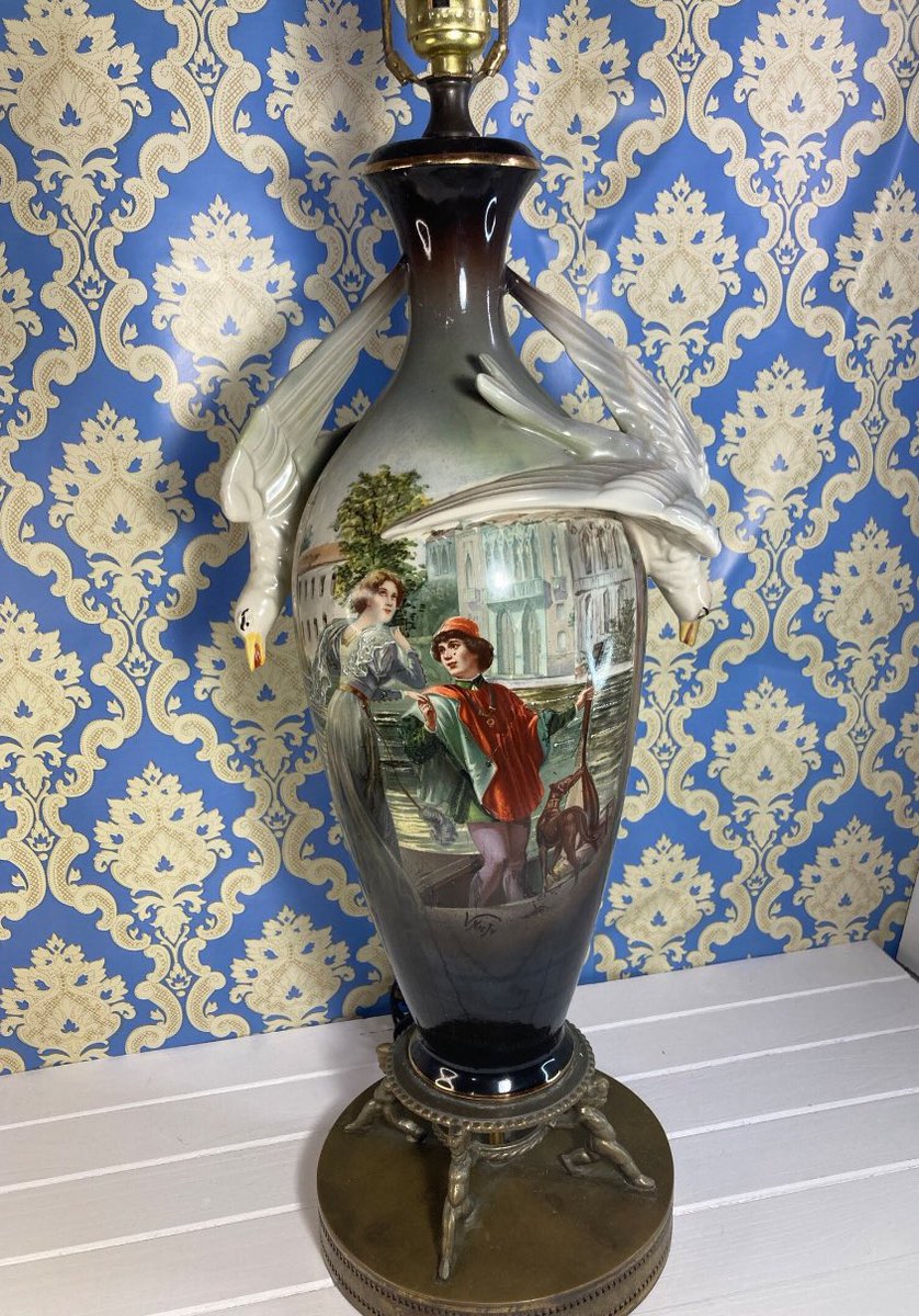 Stunning Vintage Accent Lamp For CA$450
Get it Now!
etsy.com/ca/listing/121…
-
-
-
#Etsy #EtsyShop #EtsyVintageShop #Lamp #AccentLamp #Porcelain #PorcelainLamp #Vintage #VintageLamp #VintageAccentLamp #VintagePorcelain #Vintage40s #Vintage1940s #40s #1940s #Deesnewoldgems