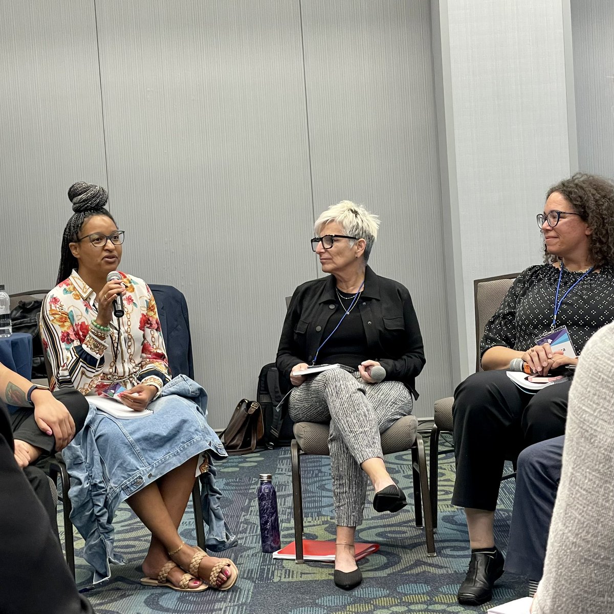 ChamberlainRA's tweet photo. At @GEOfunders #GEOLearn, Vedette Gavin of Verge Impact Parters &amp; @jesstmulcahy of Success Measures share their developmental evaluation work with @kresgefdn for its Advancing Health Equity through Housing (HEH) work—and how a Learning Community came out of it. #learning #equity https://t.co/O2iTc8vM27
