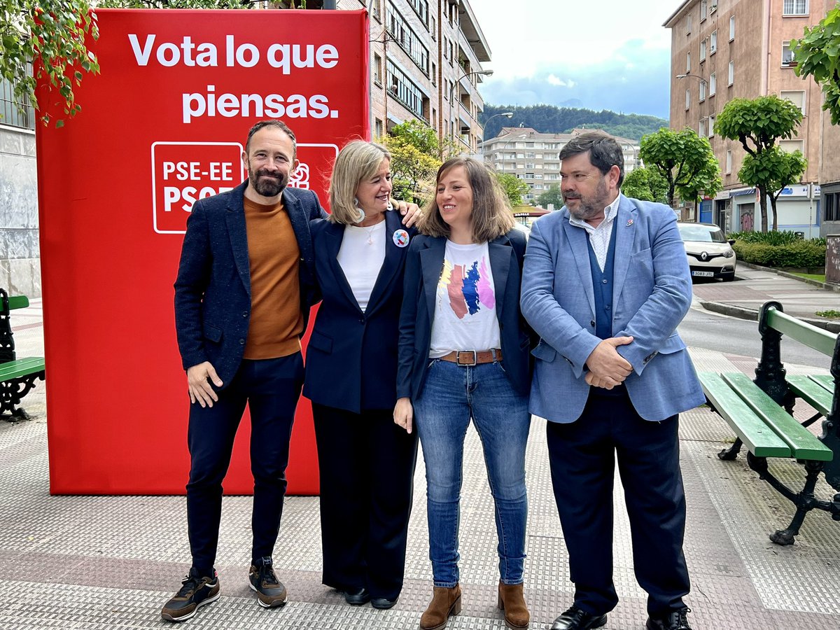 PSE-EE BIZKAIA (@psebizkaia) on Twitter photo 📸 Acto político en #Durango , con Jesica Ruiz, <a href="/txesalaespada/">Teresa Laespada</a> y <a href="/DenisItxaso/">Denis Itxaso</a>
#LoQueVotasImporta #VotaPSOE #PrimeroLasPersonas #VotaLoQuePiensas
#hacemosdurango #HacemosBizkaia
<a href="/socialistavasco/">Socialistas Vascos - Euskal Sozialistak / ❤️</a> <a href="/PSEDurango/">PSE-EE DURANGO</a> 📸 Acto político en #Durango , con Jesica Ruiz, <a href="/txesalaespada/">Teresa Laespada</a> y <a href="/DenisItxaso/">Denis Itxaso</a>
#LoQueVotasImporta #VotaPSOE #PrimeroLasPersonas #VotaLoQuePiensas
#hacemosdurango #HacemosBizkaia
<a href="/socialistavasco/">Socialistas Vascos - Euskal Sozialistak / ❤️</a> <a href="/PSEDurango/">PSE-EE DURANGO</a>