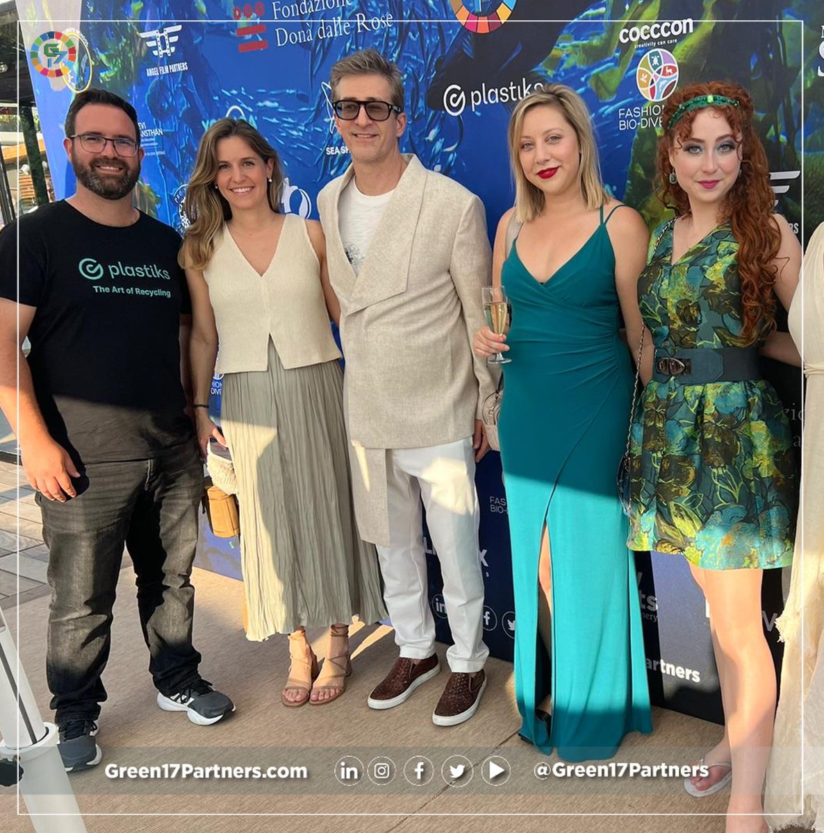 #Green17 CEO @AdeBeauharnais with @kellyalovell of #Younga and the exceptional team from @plastiks! 
@CarltonCannes at the
ONE PLASTIC-FREE OCEAN Blue Gamechanger Event
Our Mission Is To Remove 1 Million Kg Of Plastic From The Ocean By The End Of 2023!
#Cannes2023 #biodiversity