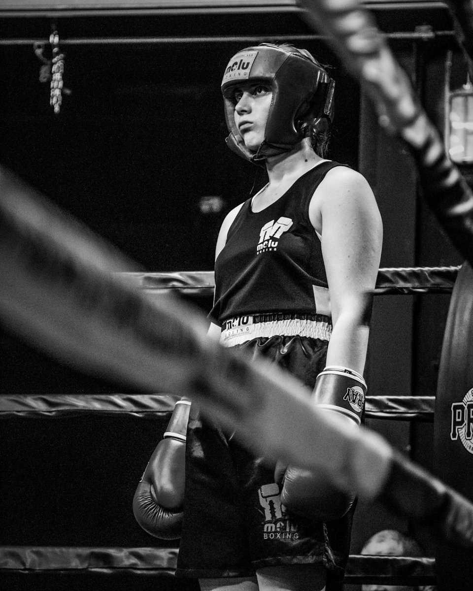 EntrenaBCN's tweet photo. ❤️ Boxing
📸 @onlybwboxing
#boxeo #fitnesstraining #boxingtraining #entrenamientos #fitmotivation #muevete #actividadfisica #corework #boxingtime #boxeofemenino https://t.co/uMJlI6S0zQ