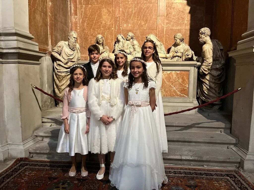 Enhorabona als nens i nenes de l'Escola que han fet la Primera Comunió! ✨ 

#petitestellanova #petitestel #escolanova #educació #escola #terrassa instagr.am/p/CsjmXRrrdcr/