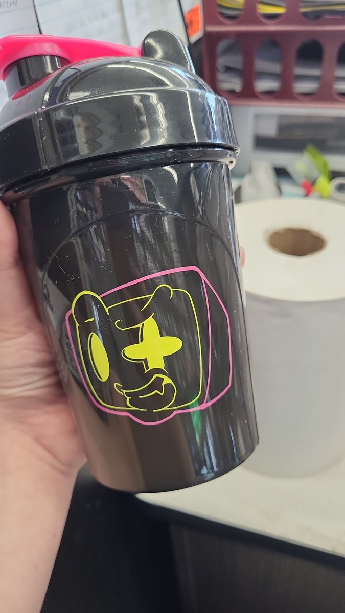 beebeefails's tweet photo. @GFuelEnergy and don't forget to use code: PaulGG at checkout @NotPaulGG https://t.co/iQ7qEAu4x5