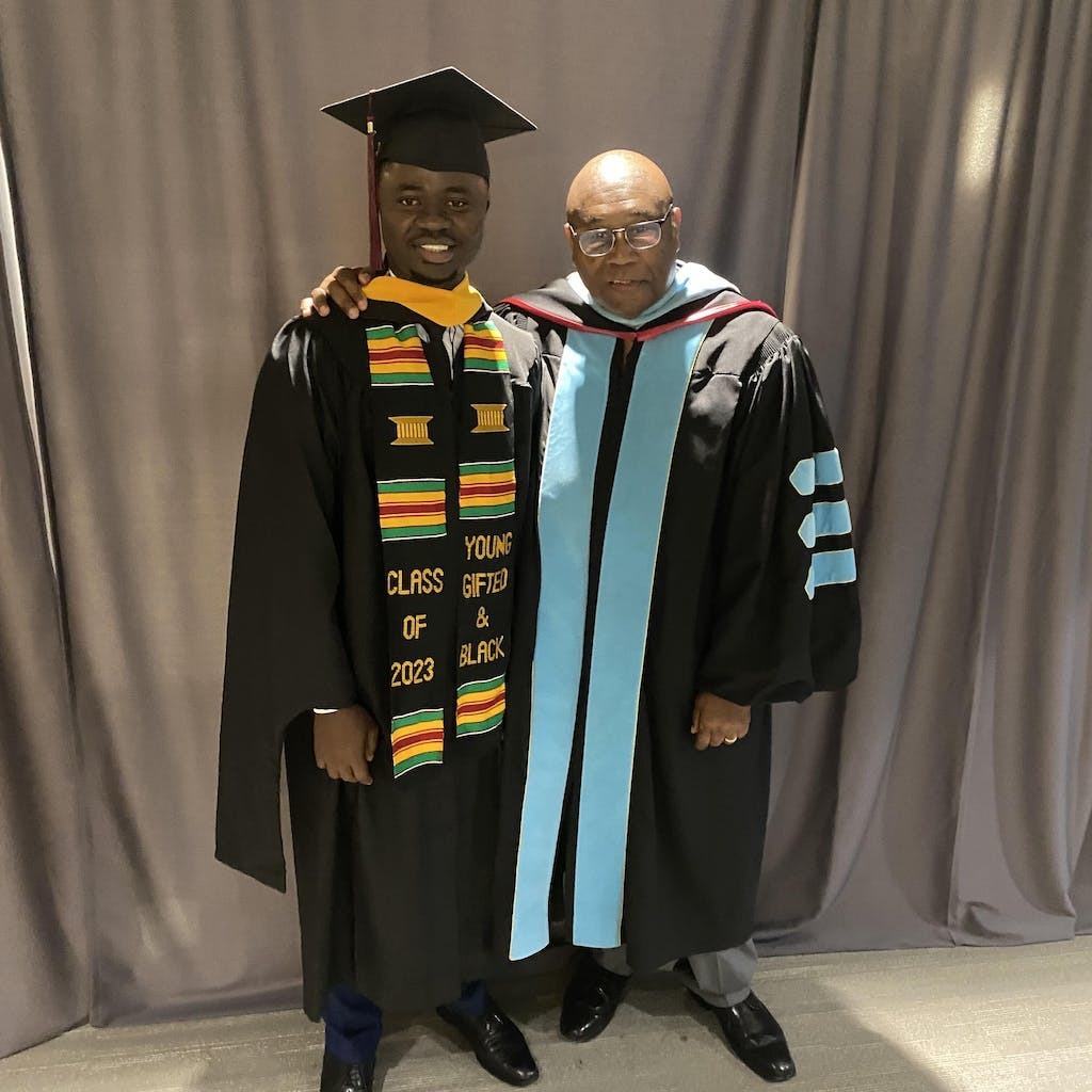 sankofaedition's tweet photo. 🌟 🌟 🌟 🌟 🌟 5 star review from Laura K: Beautiful!

The stoles were beautiful and great quality. The perfect addition to graduation celebrations!

#graduation #gradszn #graduationpictures #graduationpics #gradpics

Link in bio https://t.co/7bC6BAqkvT https://t.co/FtIIUhoxoL