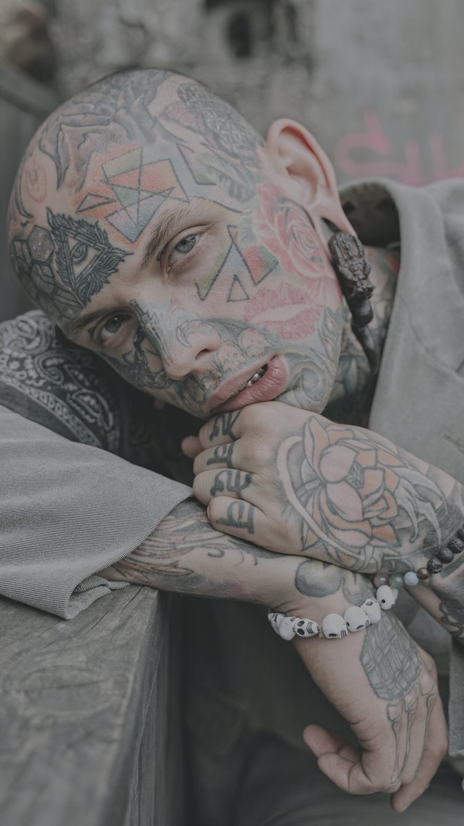 SyinoC's tweet photo. Inked

📸@normvanya
🎨@syinocmathew

#ColorGradingArtist #CinematicVibes #TattooArt #ColorfulInk #InkInspiration #TattooLovers #CinematicTattoos #ColorGradingMagic #CreativeEditing #VideoEffects #TattooDesigns #ColorGradingInspiration #InkMasters #CinematicArtistry https://t.co/94BUr2ftjp