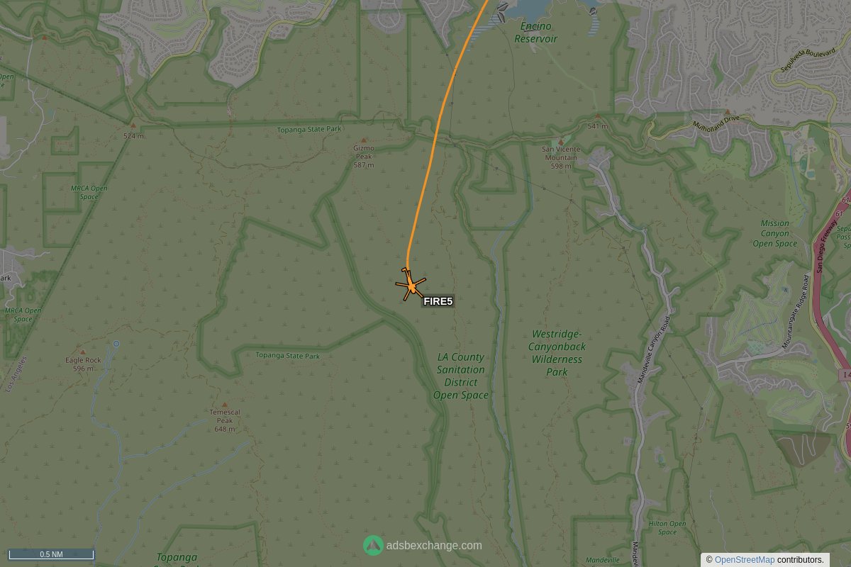 ffoverhead's tweet image. LAFD #N305FD callsign #FIRE5 (A139) was spotted near Pacific Palisades, Los Angeles, CA at approximately 19:52 UTC squawking 1200 globe.adsbexchange.com/?icao=a33266&amp;amp;z… #LAFD #LAFire