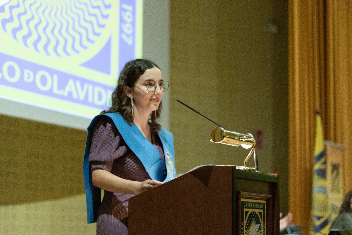 f_humanidades's tweet photo. 👩🎓👨🎓 El viernes celebramos la graduación del alumnado del Grado en Traducción e Interpretación inglés, promoción 2019-2023. ¡Enhorabuena! +Info: https://t.co/G2Wc9dB5QA #egresadosUPO #TraduccióneInterpretación #Tei #Teiinglés #HumanidadesUPO #SoydelaUPO https://t.co/2FpBiF8Nps