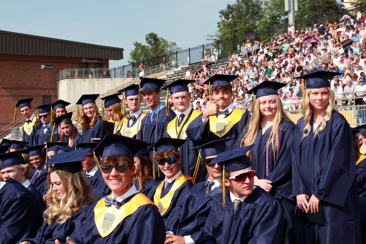 Helias Catholic High School tweet media