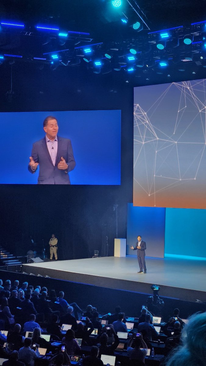 MystaraNz's tweet photo. I am attending Dell Technologies World in Las Vegas - What an amazing experience! The event is packed with inspiring sessions, cutting-edge technology showcases, and valuable networking opportunities. 

#delltechworld
#delltechnologies 
#dickerdata 
#weareddr
#isitadell https://t.co/KyEKP46sqr