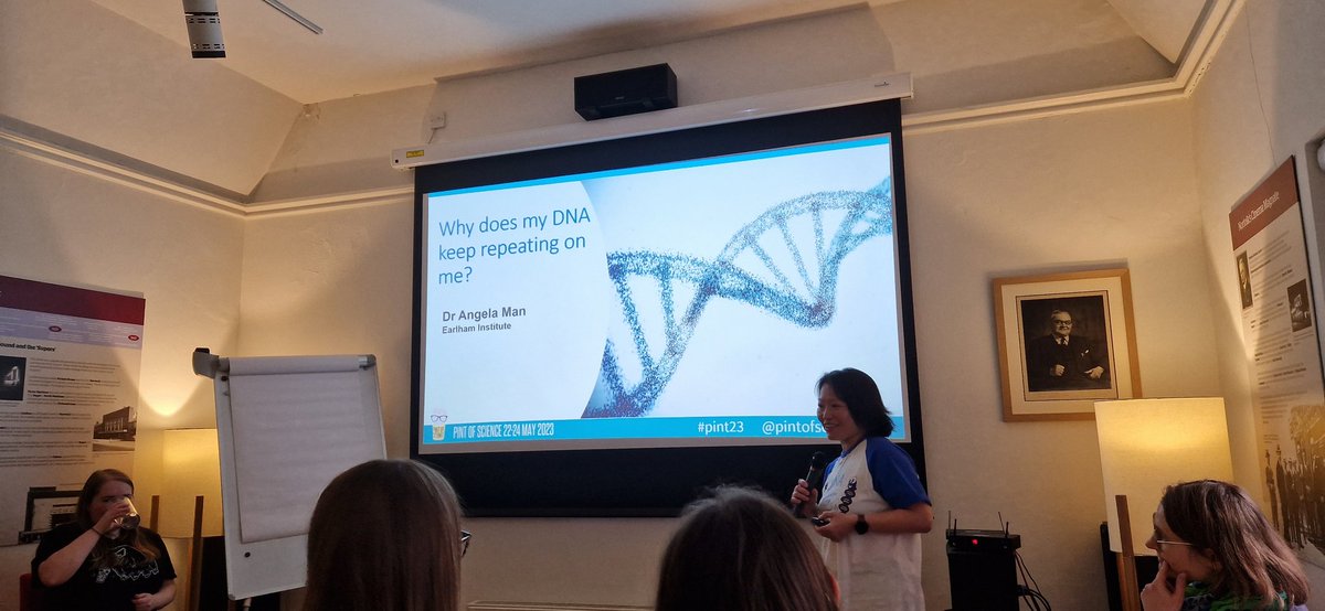 bioinformatiks's tweet image. Dr. Angela Man from @EarlhamInst talks about why our DNA keeps repeating on us at #pint23 in Norwich @pintofscience