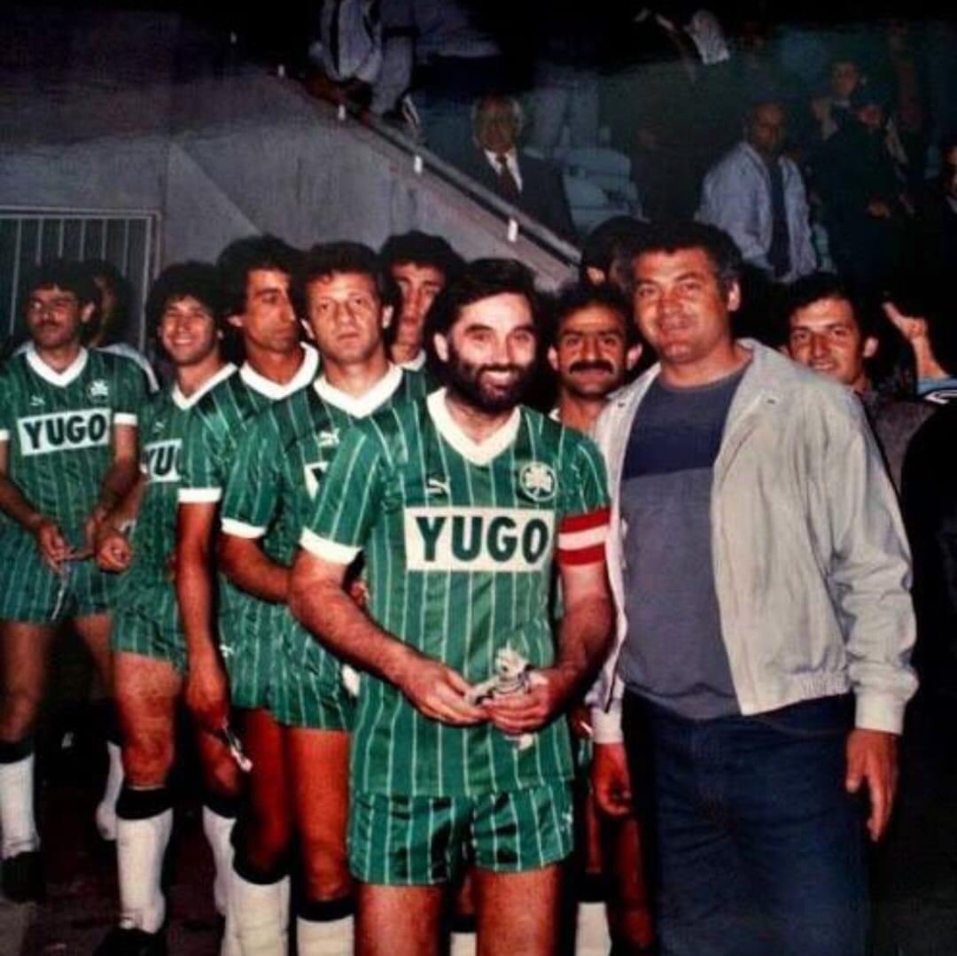 Georgie playing  in Cyprus wearing the Omonoia Kit in a charity match v Apoel,1987! 
❤️ this pic for obvious reasons!On this trip he visited the American Academy school in Larnaca & had a kick around with some school friends!This story still brings a smile to my face❤️RIP Bestie