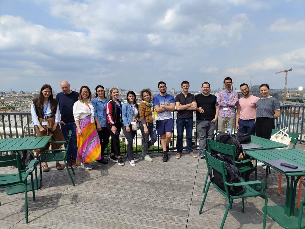 DanielaDeBiase1's tweet photo. What' a nice group❣️
@EuroMicropH Training School in Paris!!
#CIRB
#imaging Microbial responses to #lowpH https://t.co/HKMV0obmJQ
Thanks to @Tsylry @OlivierEspeli and to all the Trainers!
Keep us posted😉 https://t.co/suBXjYIioF