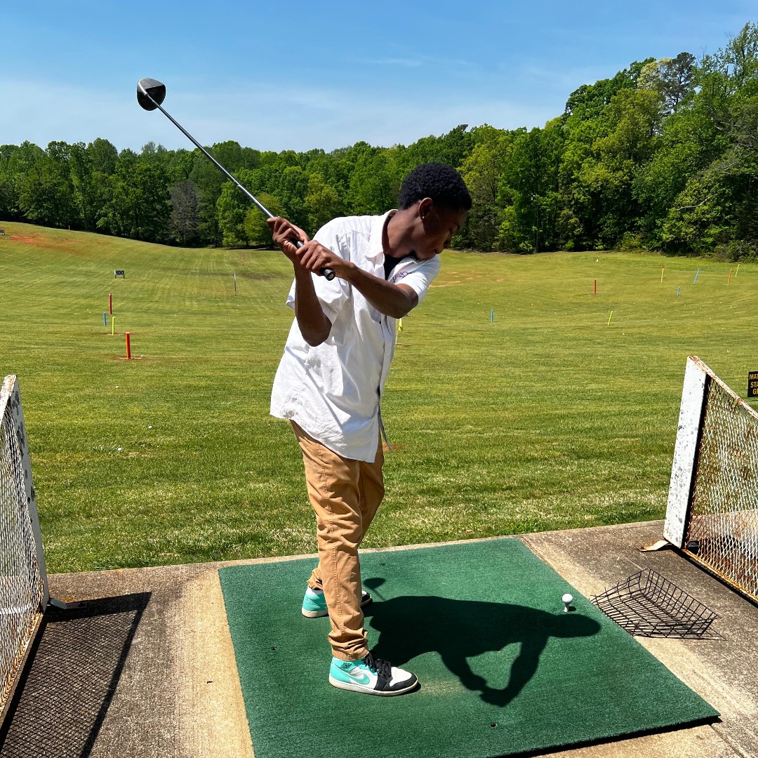 LegacyEarlyC's tweet image. Golfing is no game! Scholars took the next step in their golf semester and showed off skills they learned at McPhearson Park and Top Golf this past week! 🏌️‍♀️ #UPGRADEGAME