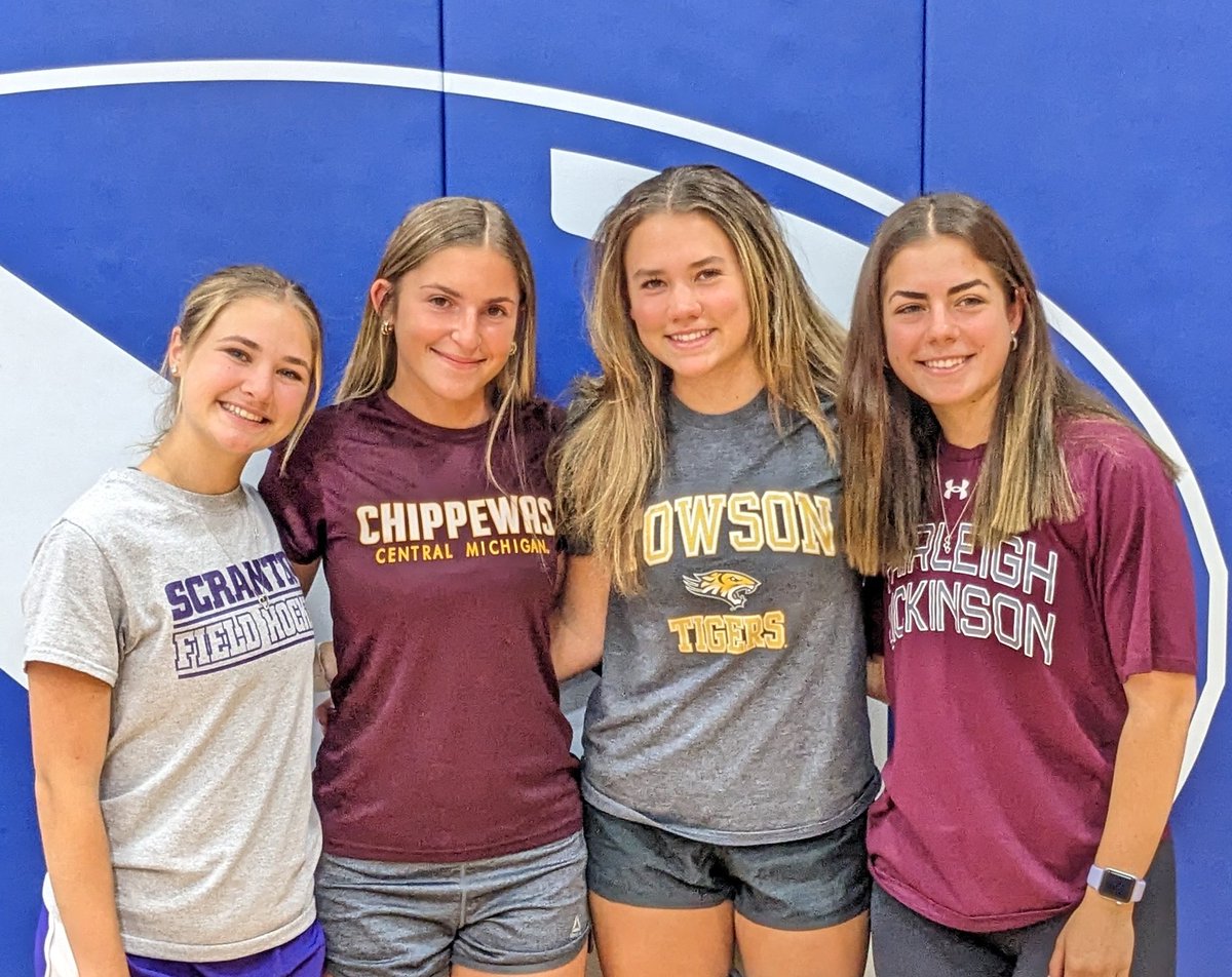 A special congratulations to these 4 young ladies who will play field hockey at the next level! 
Gabi - University of Scranton
Zoey - Central Michigan University
Gianna - Towson University
Michalynn - Fairleigh Dickinson University
So proud of you - go do your thing! 💙