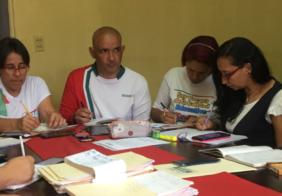Noticias Educativas del estado Trujillo tweet media