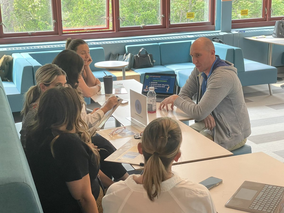 AdamSchoenbart's tweet photo. #WeAreChappaqua faculty join #PotluckPD with #Project720 where our teachers share their amazing curriculum projects and professional learning journeys https://t.co/nlbvPUOKeG