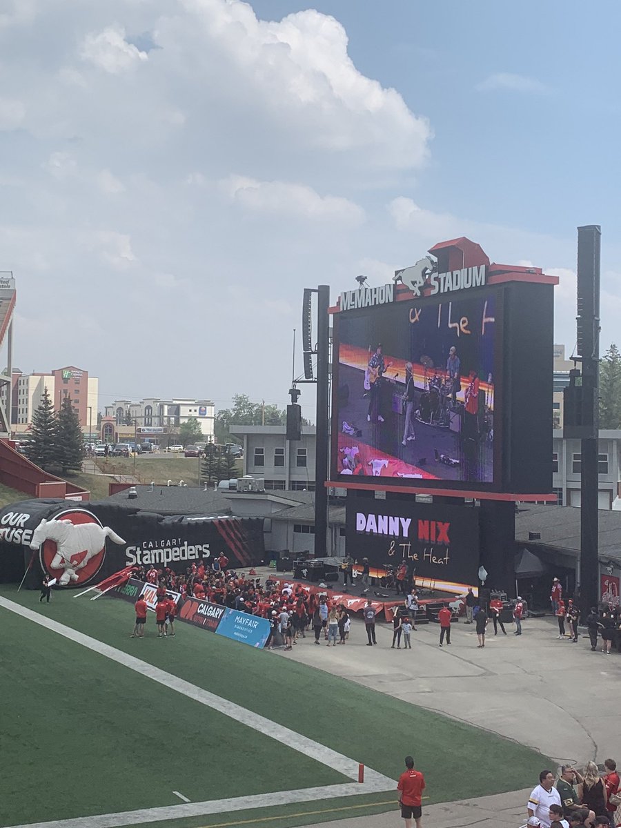 We’re back baby!! Gonna be a great season of @calstampeders football and we’ve got tickets for all budgets #WeRideTogether  🏈 🐴 🍻 🎇 🌭