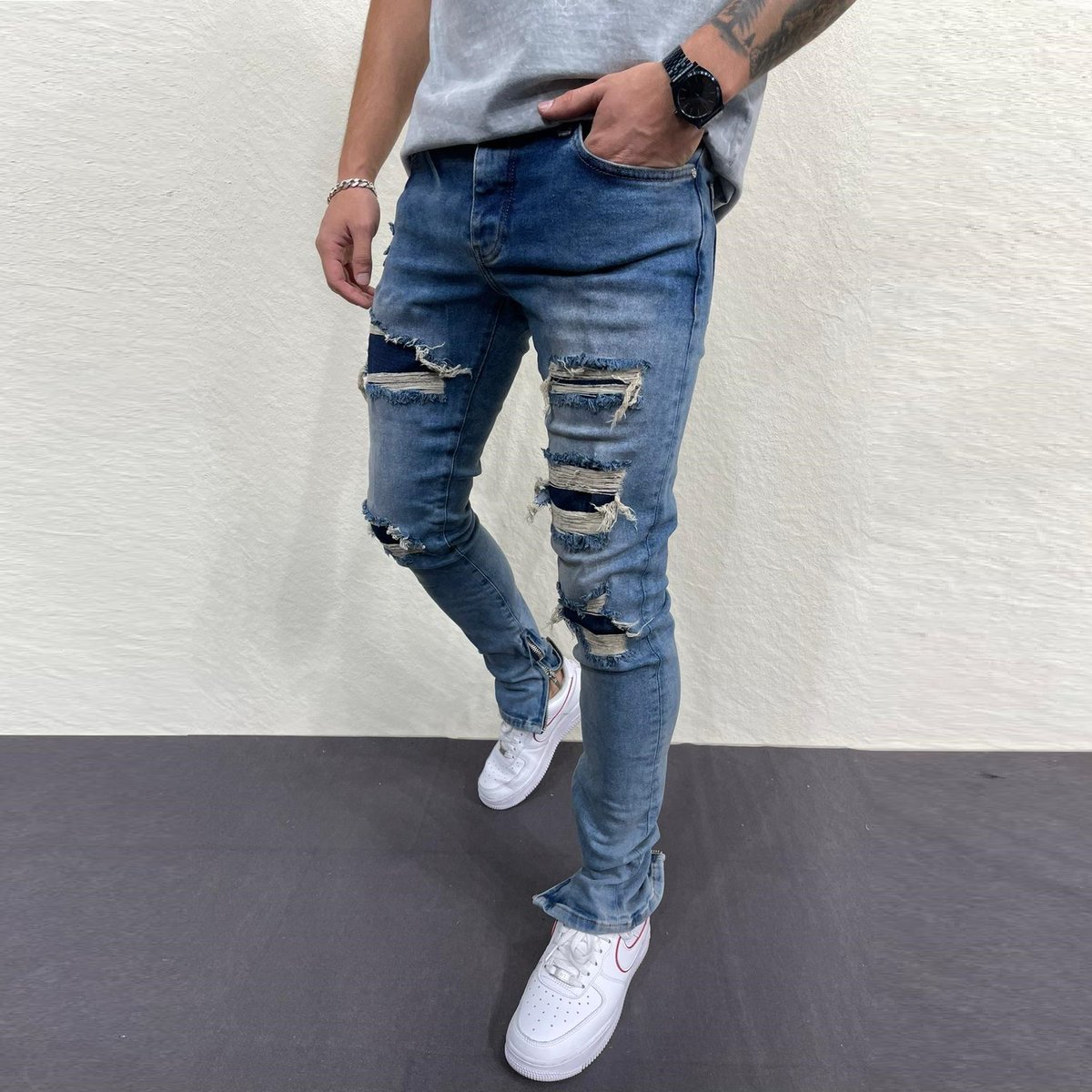 Jefe Skinny Jeans ! few Sizes left !

Get It Here: fash-stop.com/products/jefe-…

Instagram &amp; Twitter: @fashstop

#streetstyle #fashion #mensfashion #menswear #mensoutfits #streetstyle #streetwear #