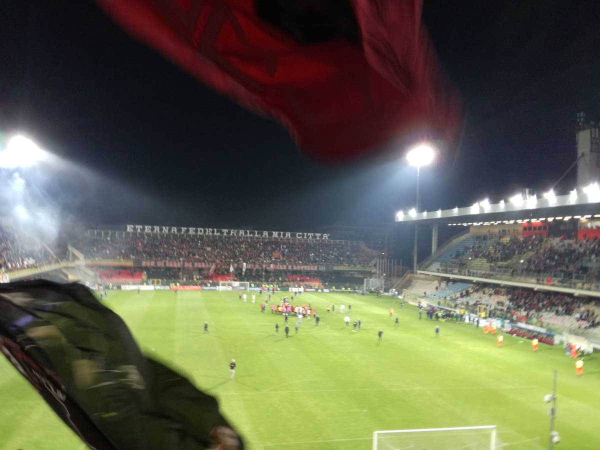 Impazziscoooooooooooooooooooooookkkkookoooookkooookoo

#ForzaFoggia #AvantiFoggia